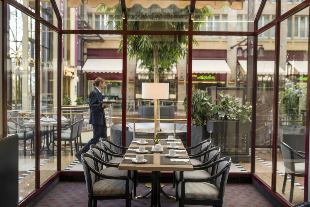 Maritim Hotel Köln - Resim 14