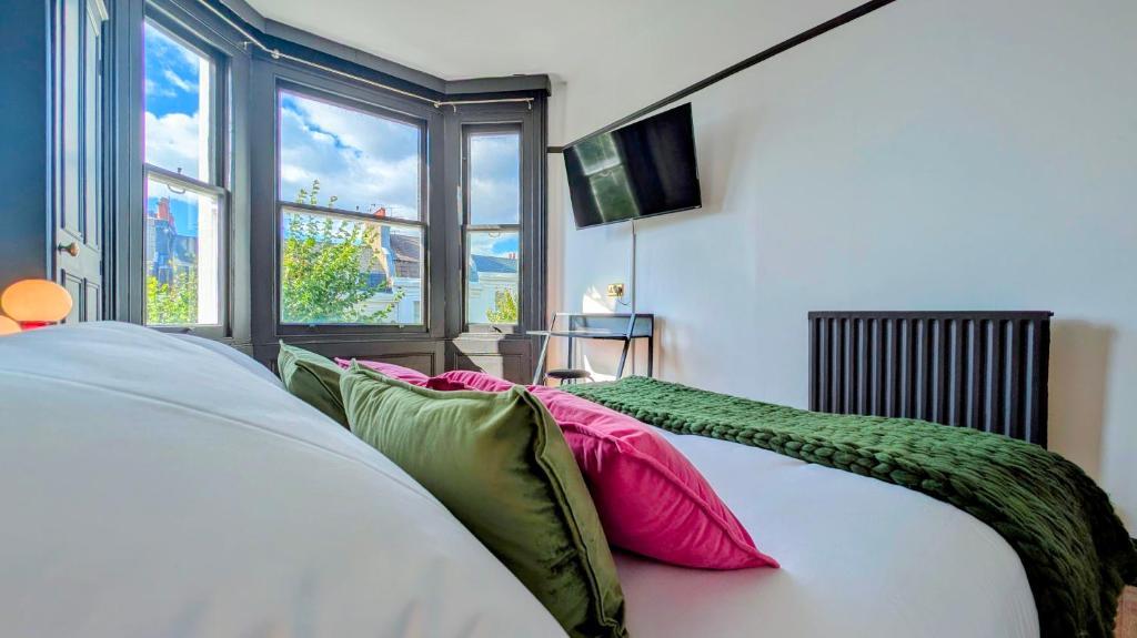 INNit Vibes - Resim 23