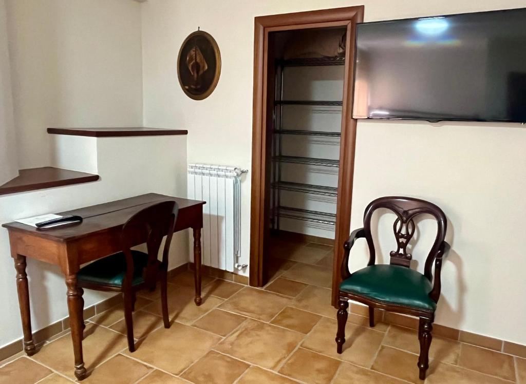 La Tenuta del Barone - Viervoudige Kamer Met Uitzicht Op De Tuin