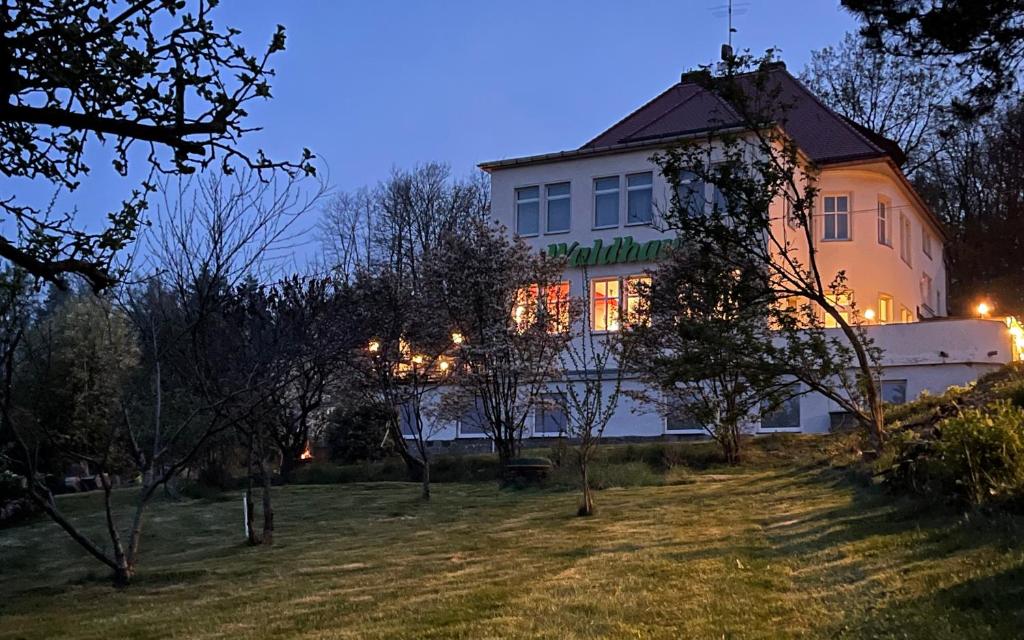 Zahrada ubytování Waldhaus Pulsnitz