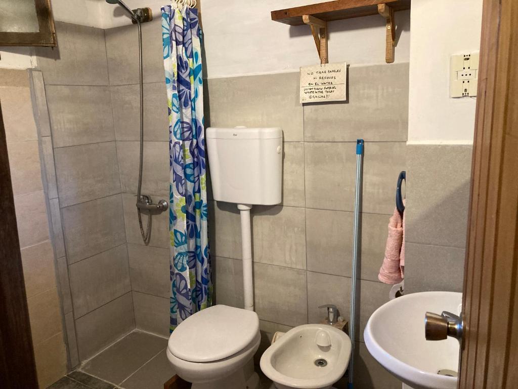 Koupelna v ubytování Las Cabañas de Ana