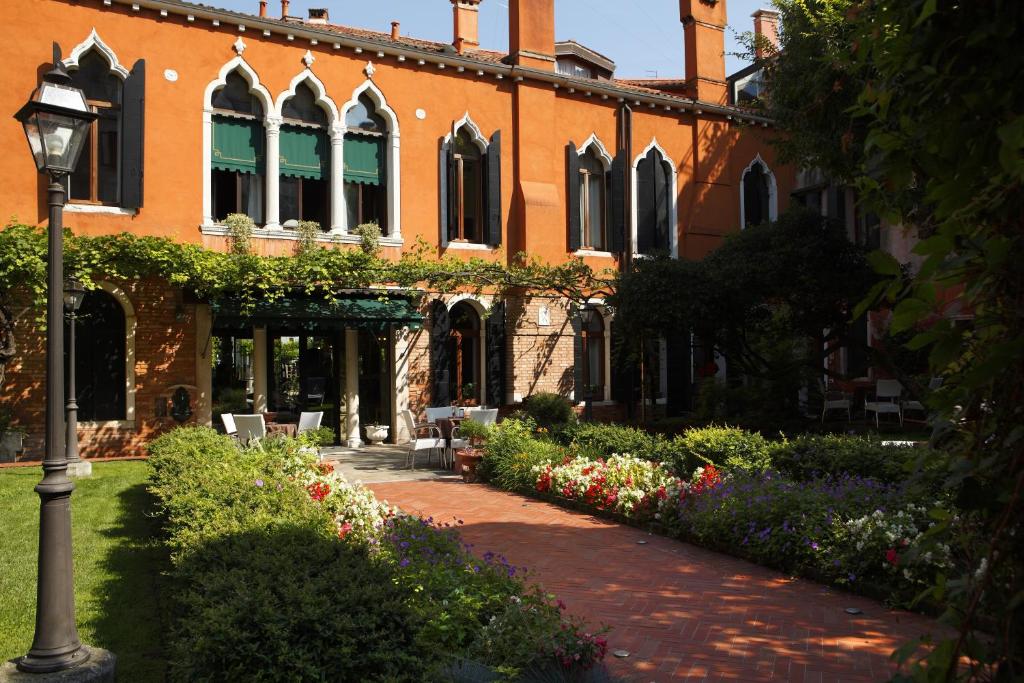 Pensione Accademia - Villa Maravege - Resim 30