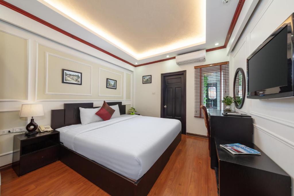 TV a/nebo společenská místnost v ubytování Viet Hotel & Travel