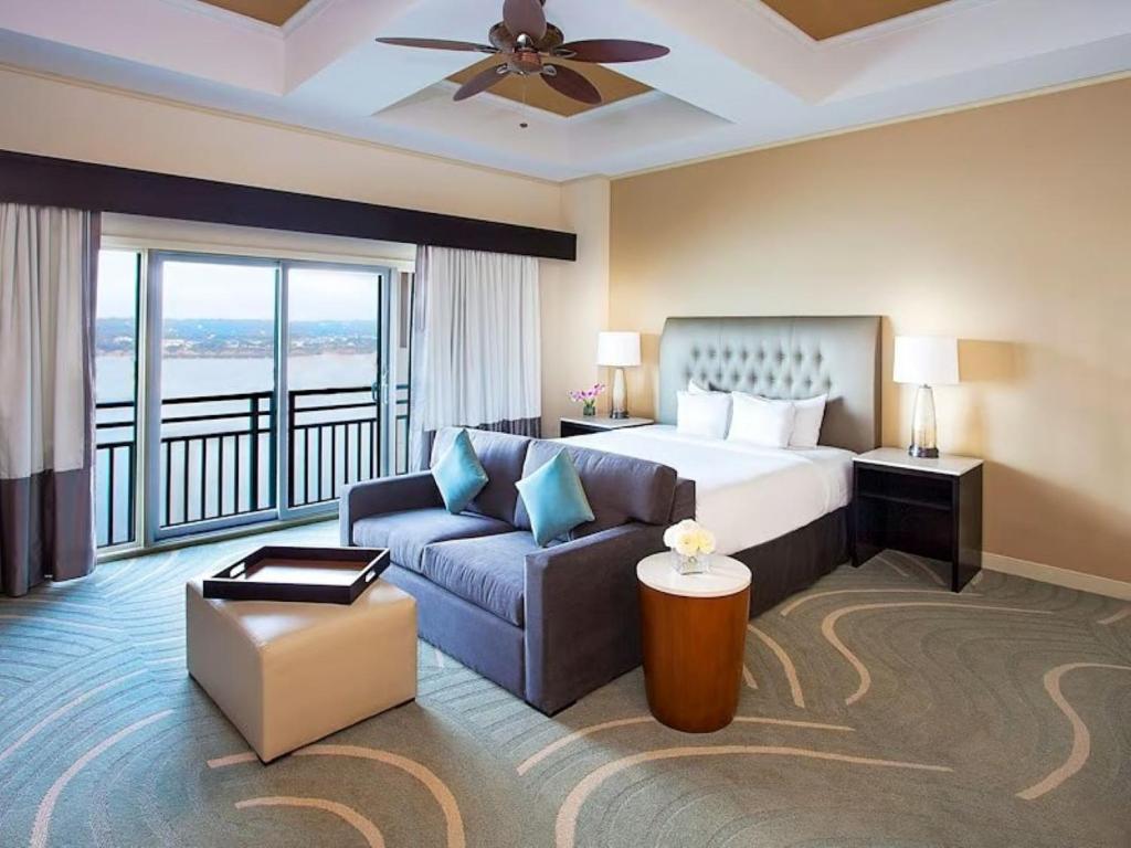 Lakeway Resort & Spa - Pure Wellness Lakeview Junior Suite With Balcony
