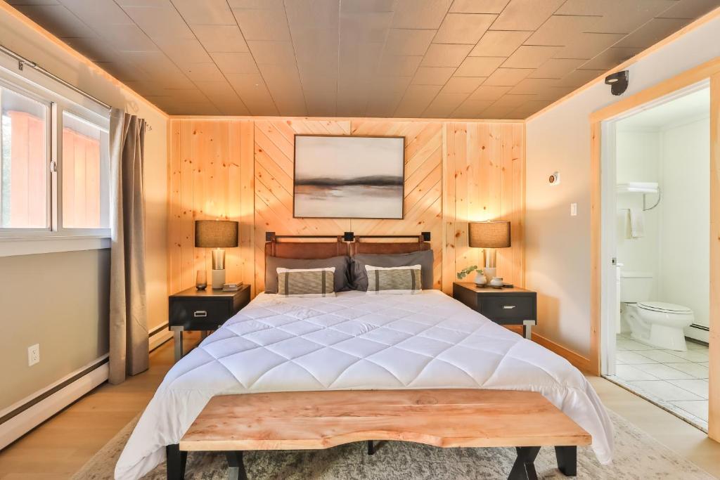 Matterhorns Hunter Lodge - Deluxe King Room