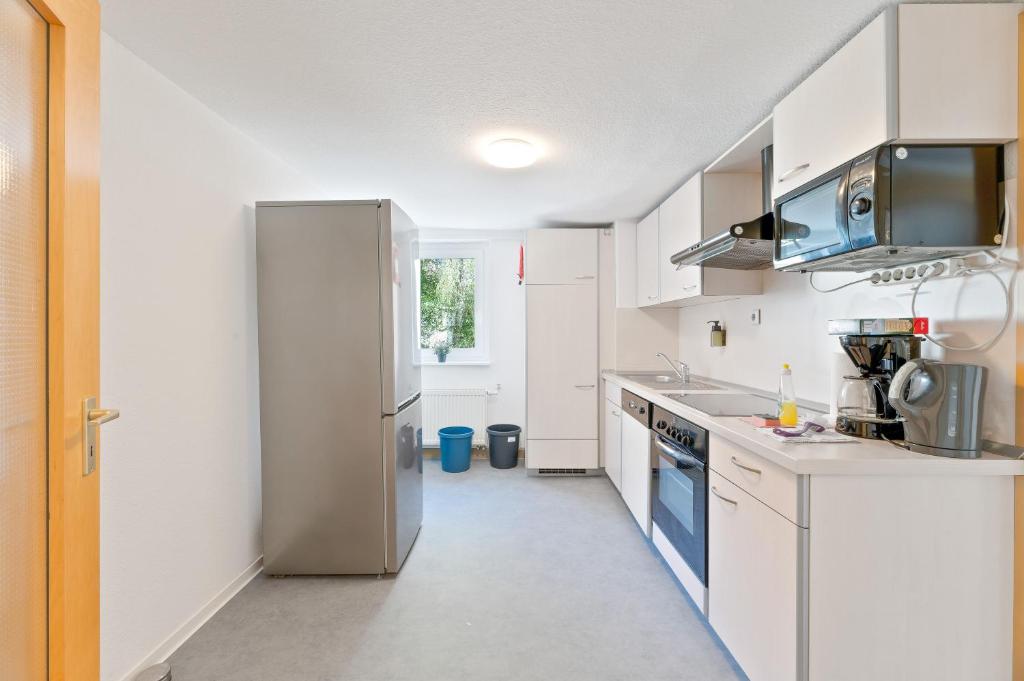 Perfekt für Firmen und Gruppen - 1 Haus, 2 XXL Wohnungen - ４ベッドルームのあるアパート