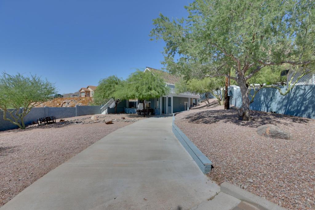 Fotografie z fotogalerie ubytování Desert-View Home with Large Loft in Apache Junction! v destinaci Apache Junction