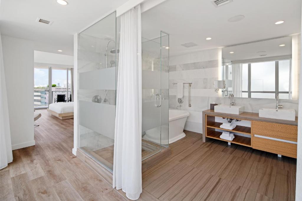 The Grayson Hotel Miami Downtown photo