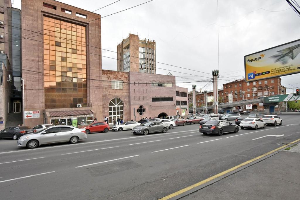 Vista general de Yerevan o vistes de la ciutat des de l'apartament