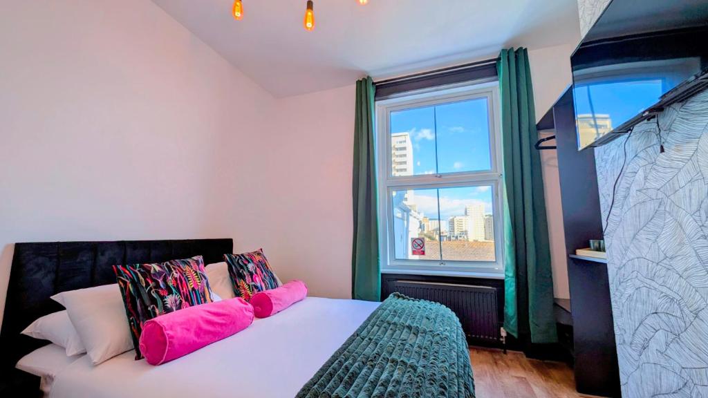 INNit Vibes - Resim 30