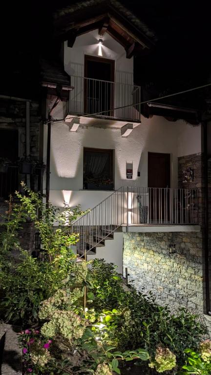 Zahrada ubytování LA VIA DEL SALE accommodations holidays