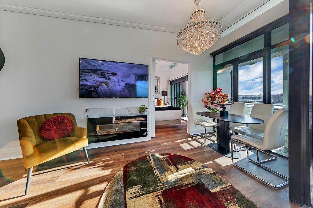 Penthouse Crown - Resim 5