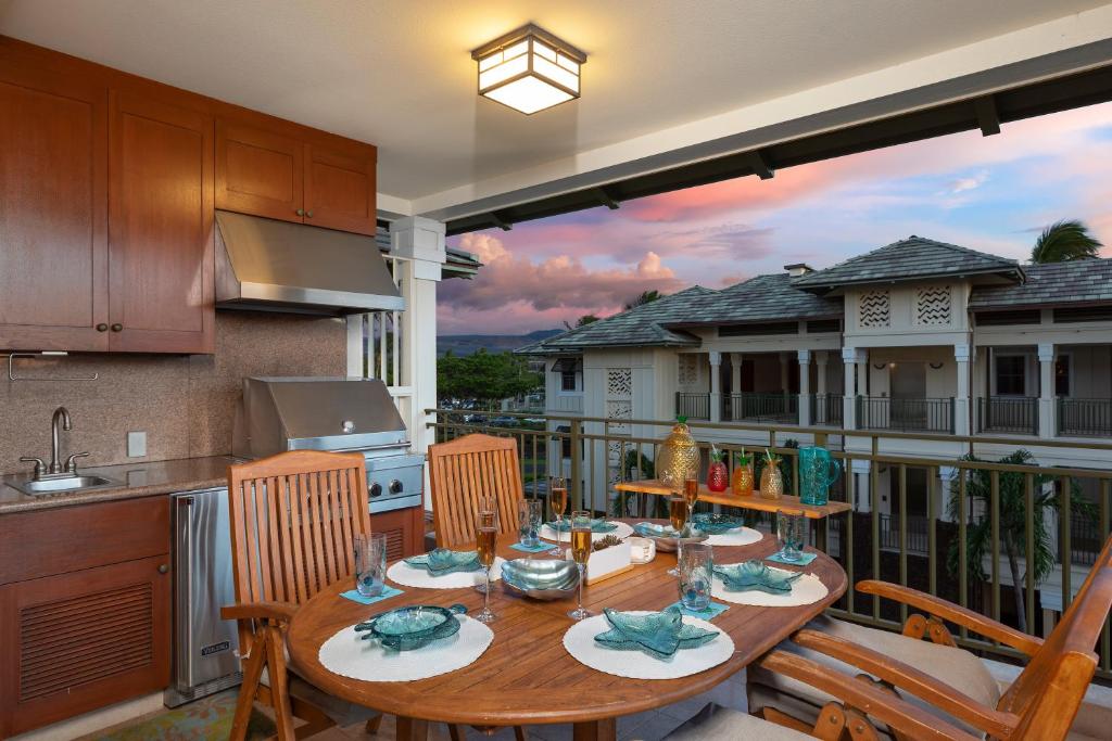 Hilton Pool Pass Included, Kolea - Luxe Penthouse, Walk to Beach photo