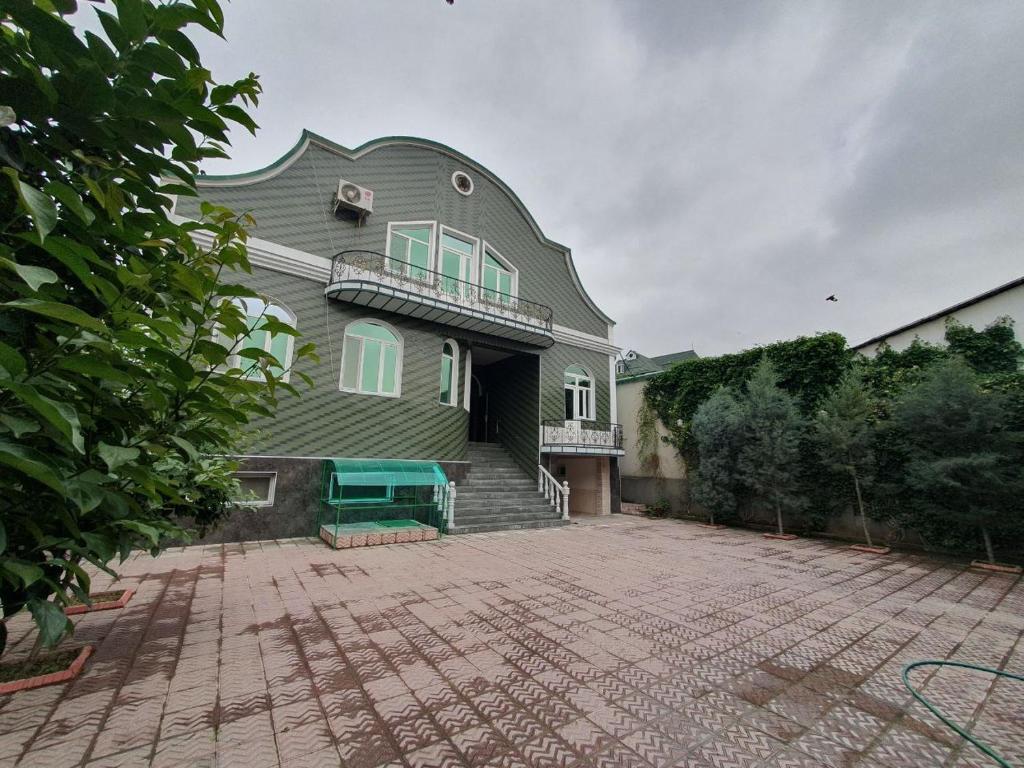 Частный дом 9 комнат