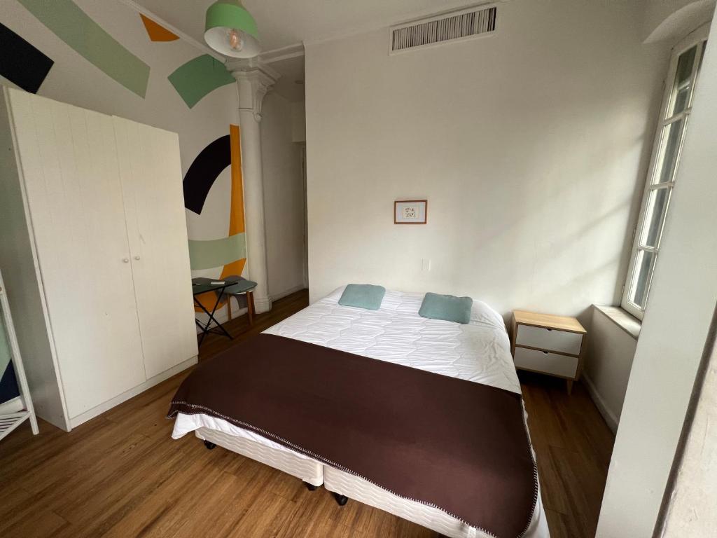Viajero Montevideo Hostel - Superior İki Yataklı Oda