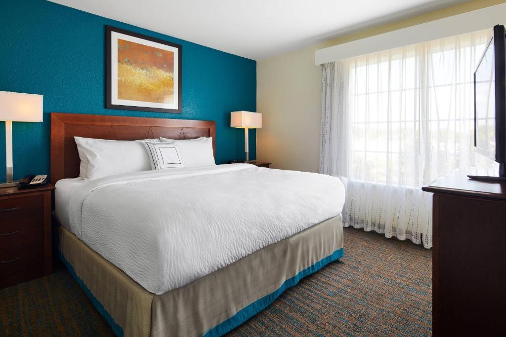 Кровать или кровати в номере Residence Inn by Marriott Killeen