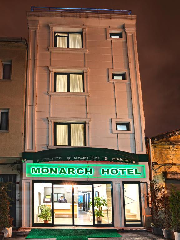 Hotel Monarch