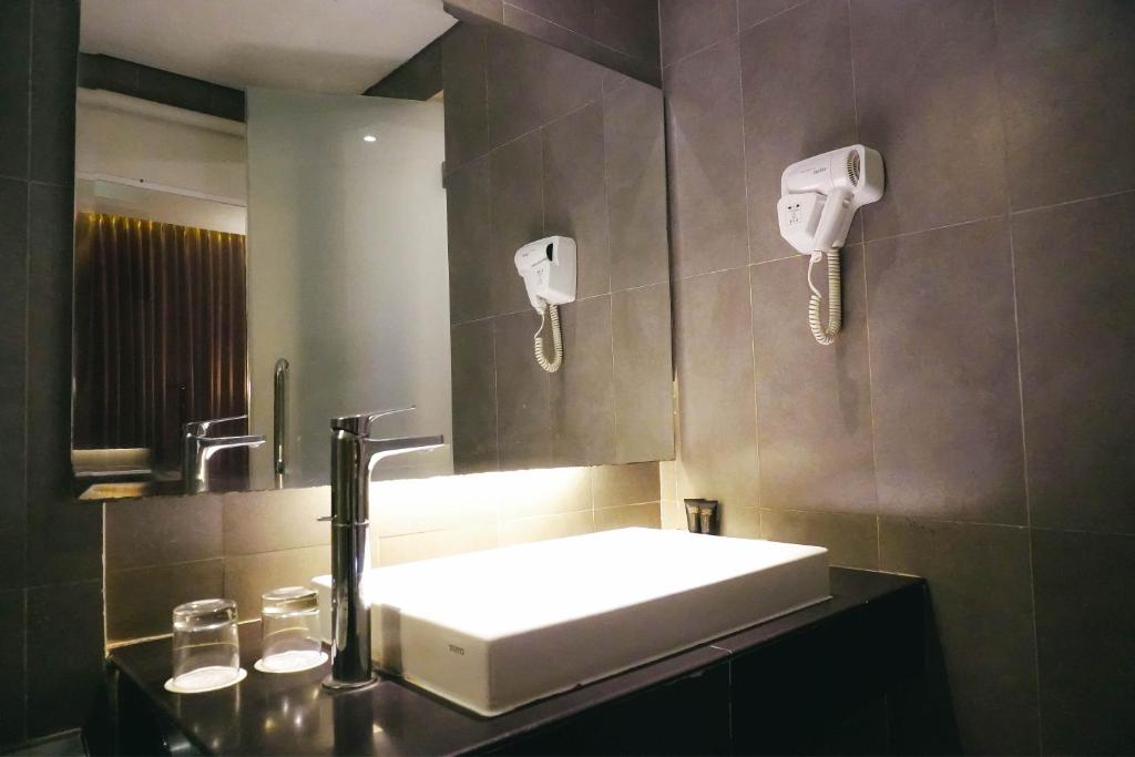 Crystal Lotus Hotel Yogyakarta - 高级特大号床间