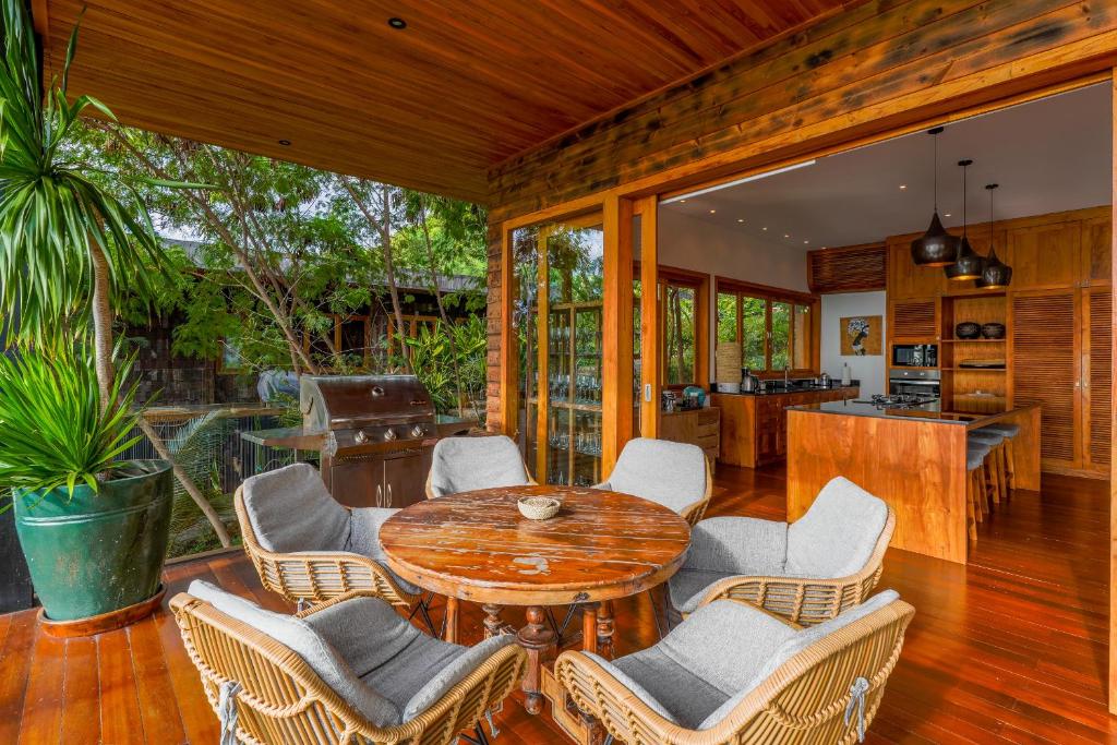 Posezení v ubytování Paradise Garage Komodo Villa