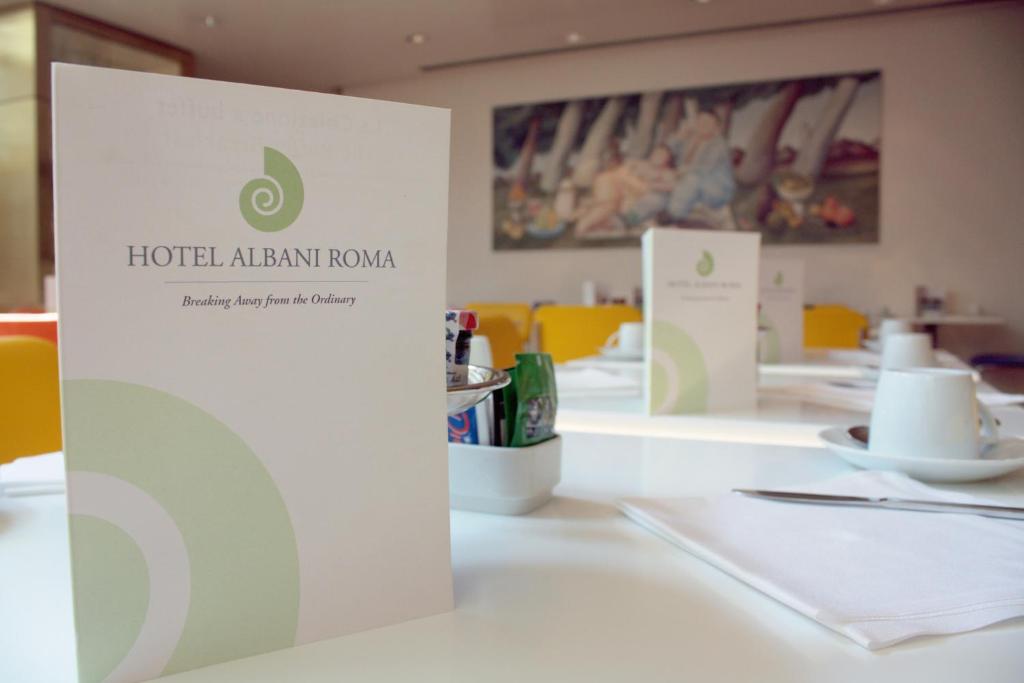 Certifikát, hodnocení, plakát nebo jiný dokument vystavený v ubytování Albani Hotel Roma