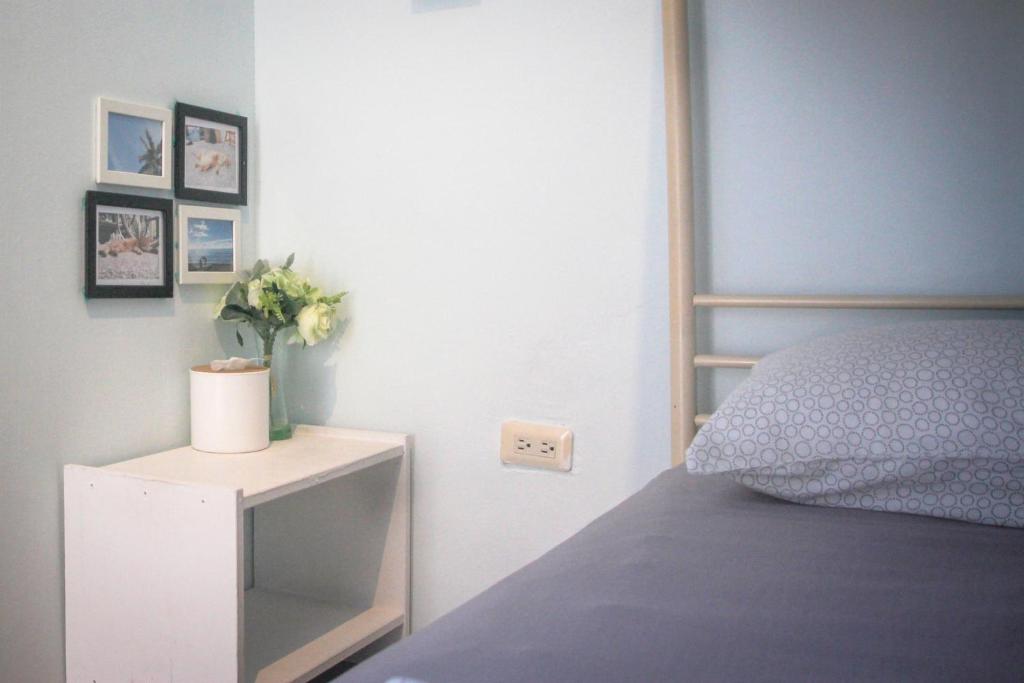 Postel nebo postele na pokoji v ubytování 都蘭朋友家 Dulan Friends Hostel