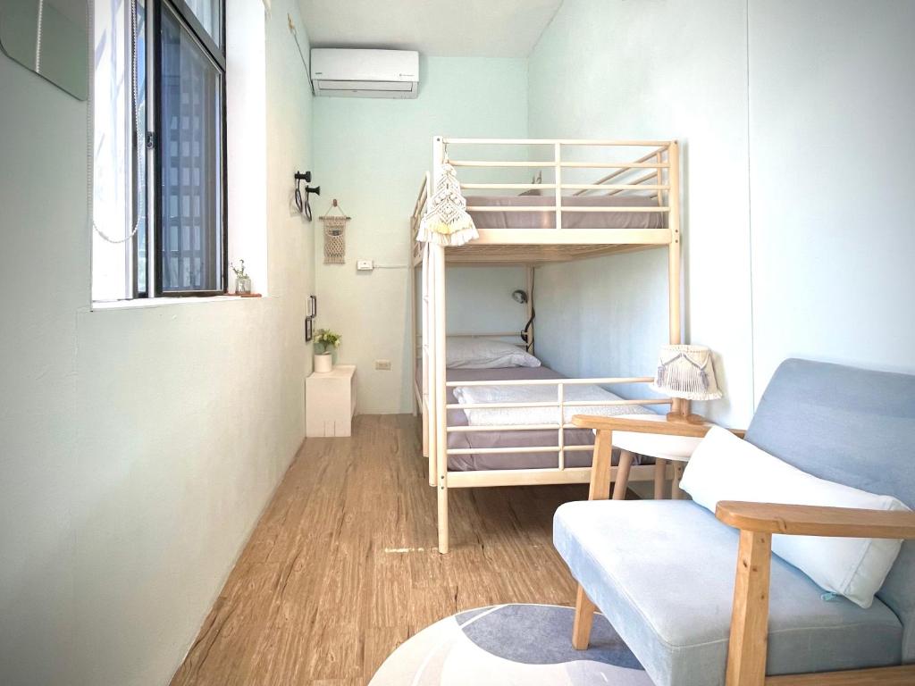 Postel nebo postele na pokoji v ubytování 都蘭朋友家 Dulan Friends Hostel