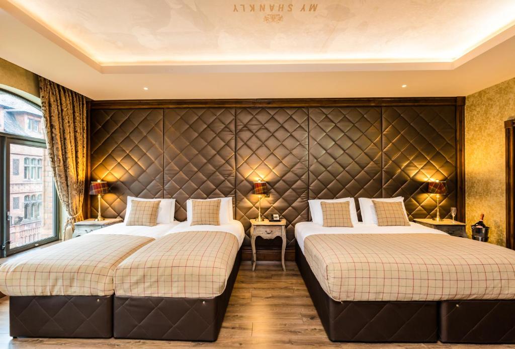 
Luxury Studio (Sleeping 5)
