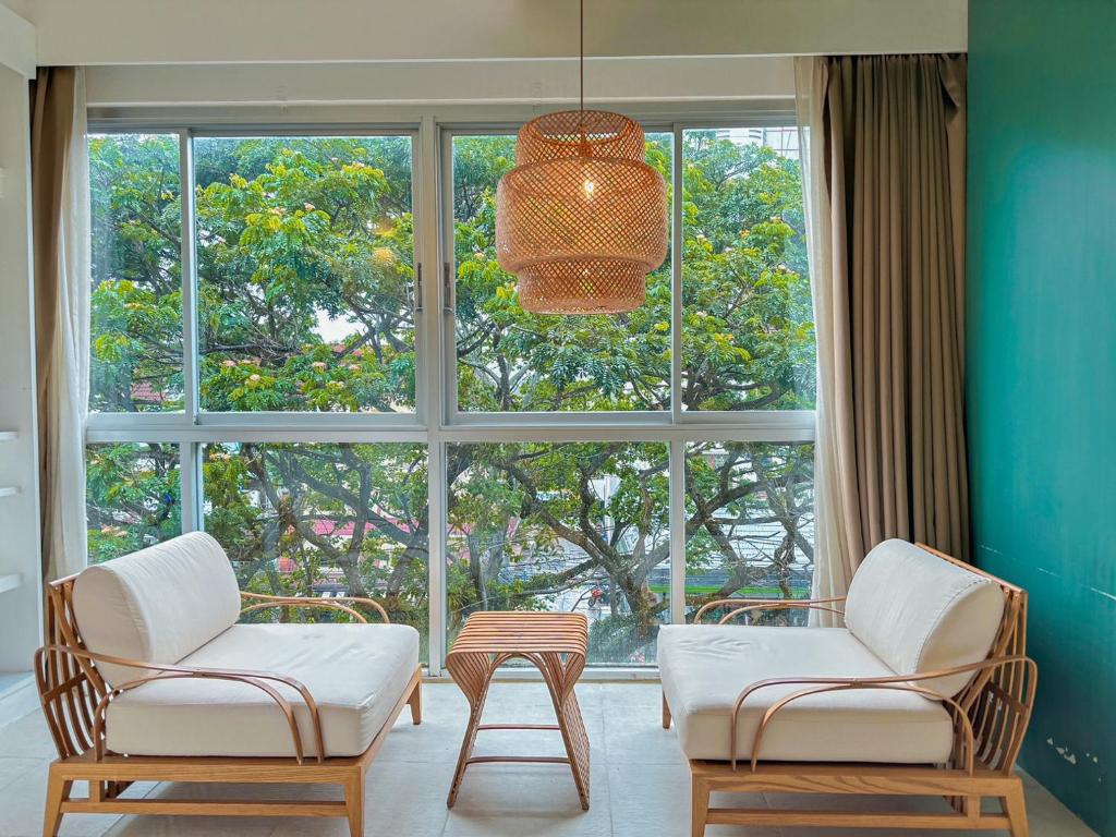 Spacious Heritage Room