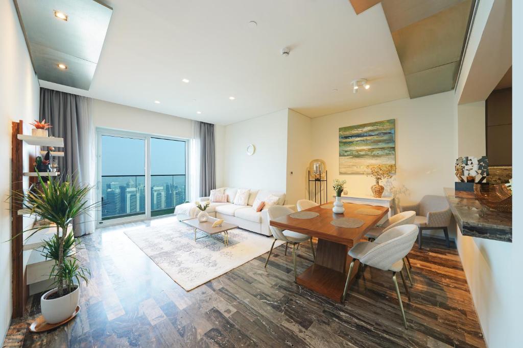 Panoramic Views Apartment Reference: Luxurious Apartment With Panoramic Views At Dubai Marina Dubaï Tarifs