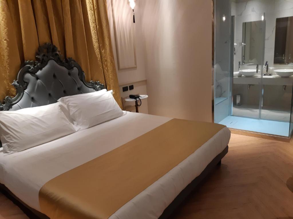 Emotional Grand Motel - Superior Double Room