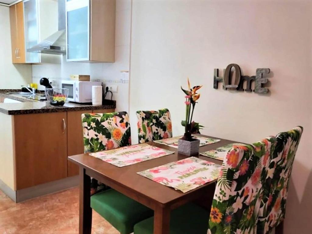 Fotografia z galérie ubytovania Charming apartment in Vera Playa with terrace v destinácii Playas de Vera