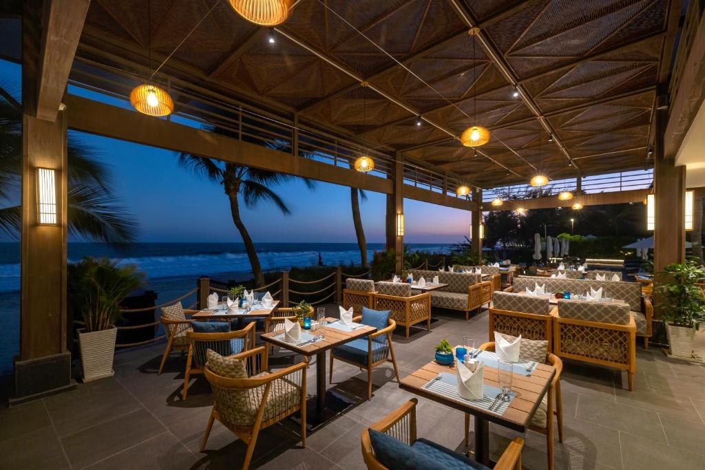villa Bãi Dài Cam Ranh gần biển không