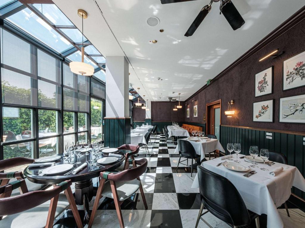 Posezení v ubytování Mercure Hotel Frankfurt Airport Langen