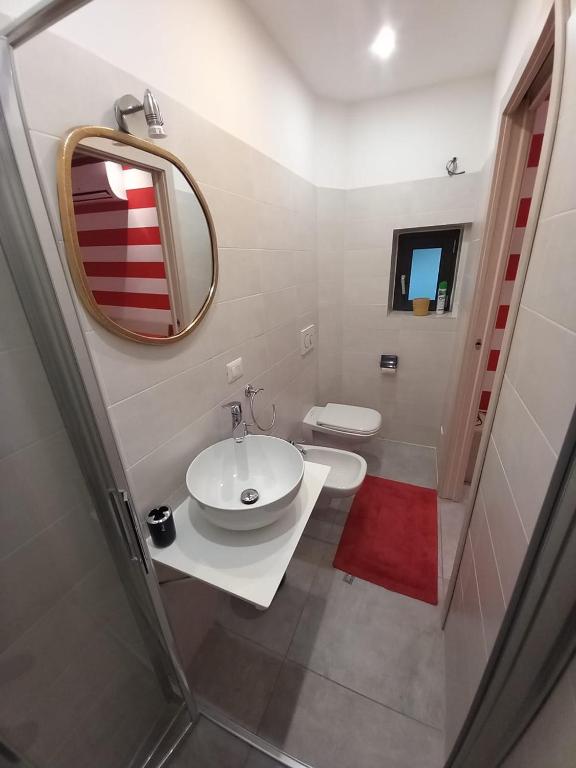 Koupelna v ubytování Casa Rosso Blu