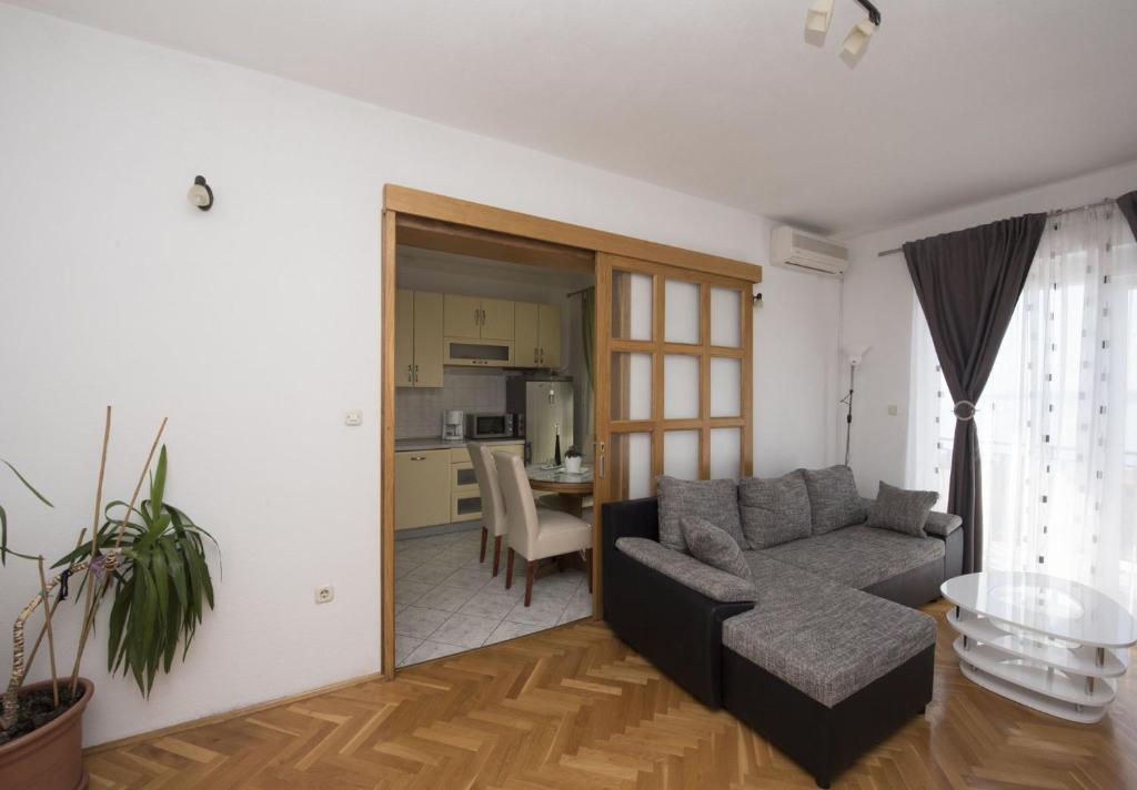 Kuchyň nebo kuchyňský kout v ubytování Apartments Robert