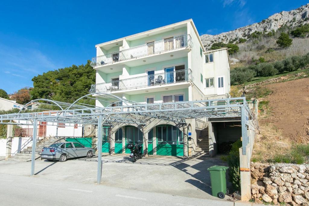 Výhľad na hory alebo výhľad na hory priamo z apartmánu