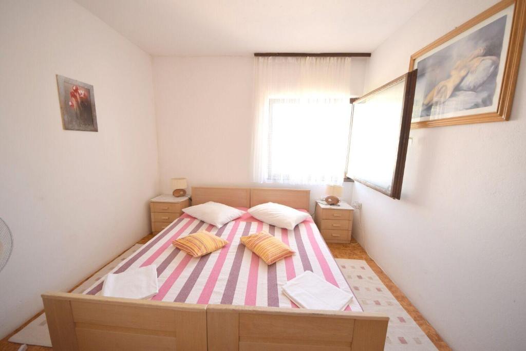 Posteľ alebo postele v izbe v ubytovaní Rooms Smilje