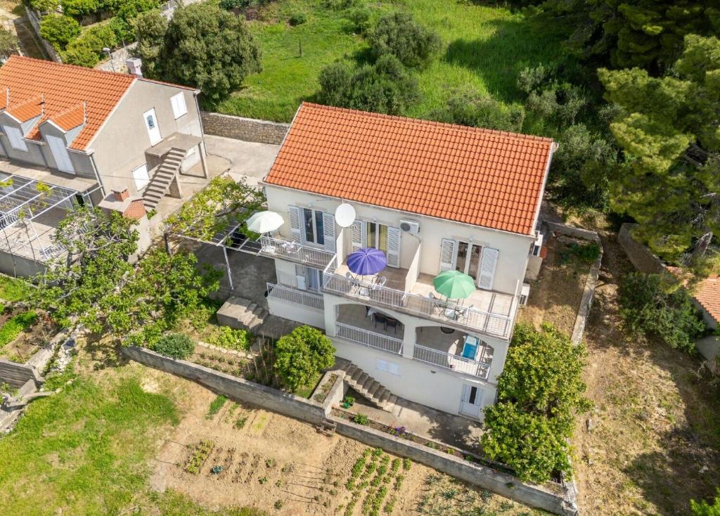 Budova, v ktorej sa apartmán nachádza