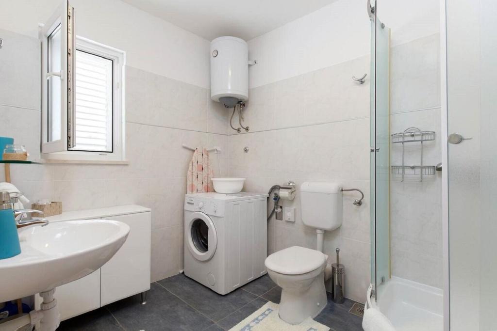Kúpeľňa v ubytovaní Apartment Ljilja
