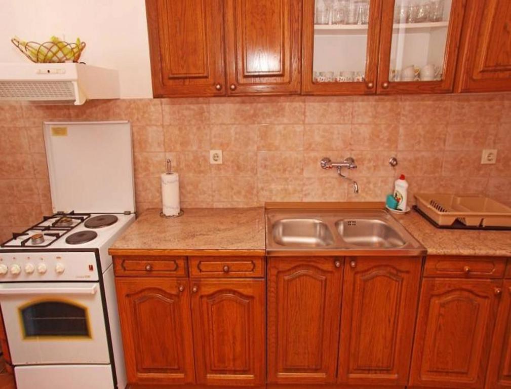 Kuchyňa alebo kuchynka v ubytovaní Apartments Marija