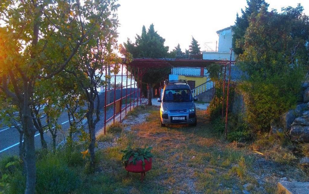 Vonkajšia záhrada v ubytovaní Apartment Irmica