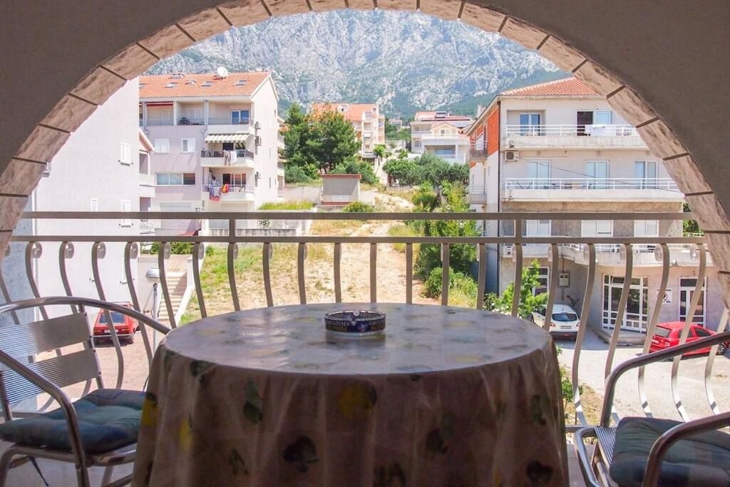 Nespecifikovaný výhled na hory nebo výhled na hory při pohledu z apartmánu