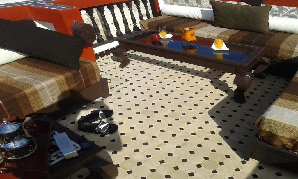 Posezení v ubytování Riad Bab Essaouira