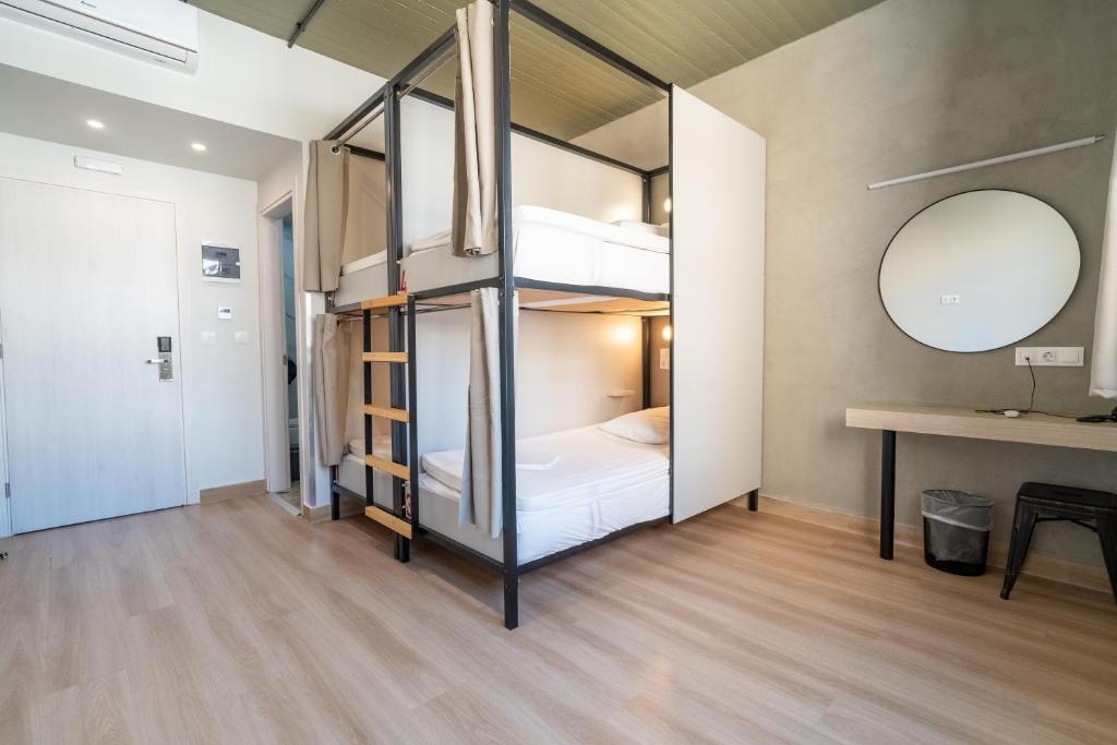 
Bed in 4-Bed Mixed Dormitory Room
