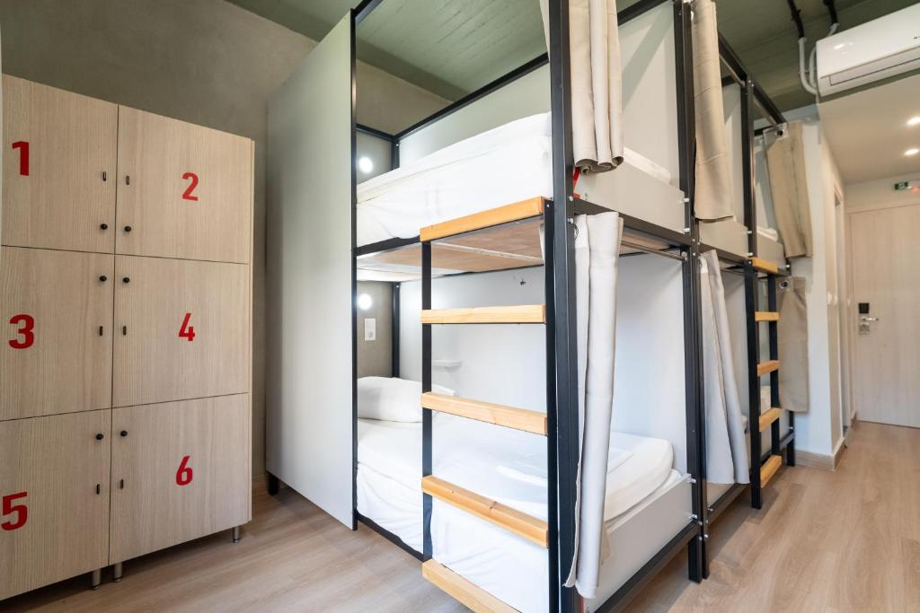 
Bed in 6-Bed Mixed Dormitory Room
