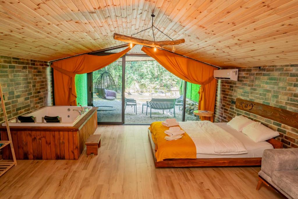 Ray Suit Bungalov