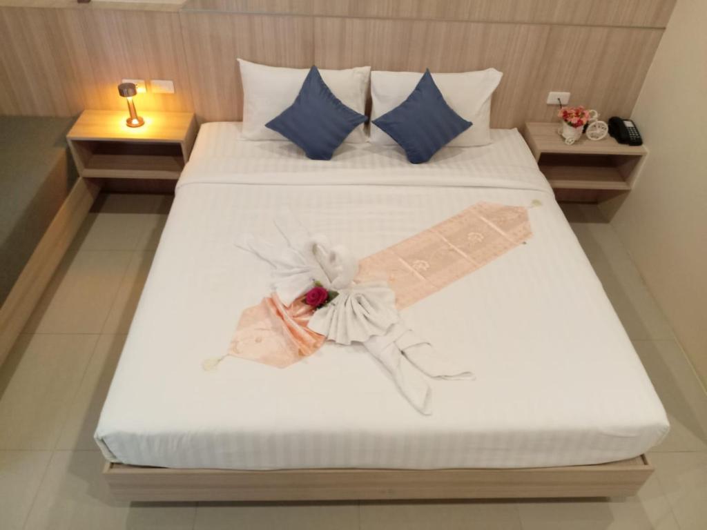 The Way Patong Hotel - Resim 45