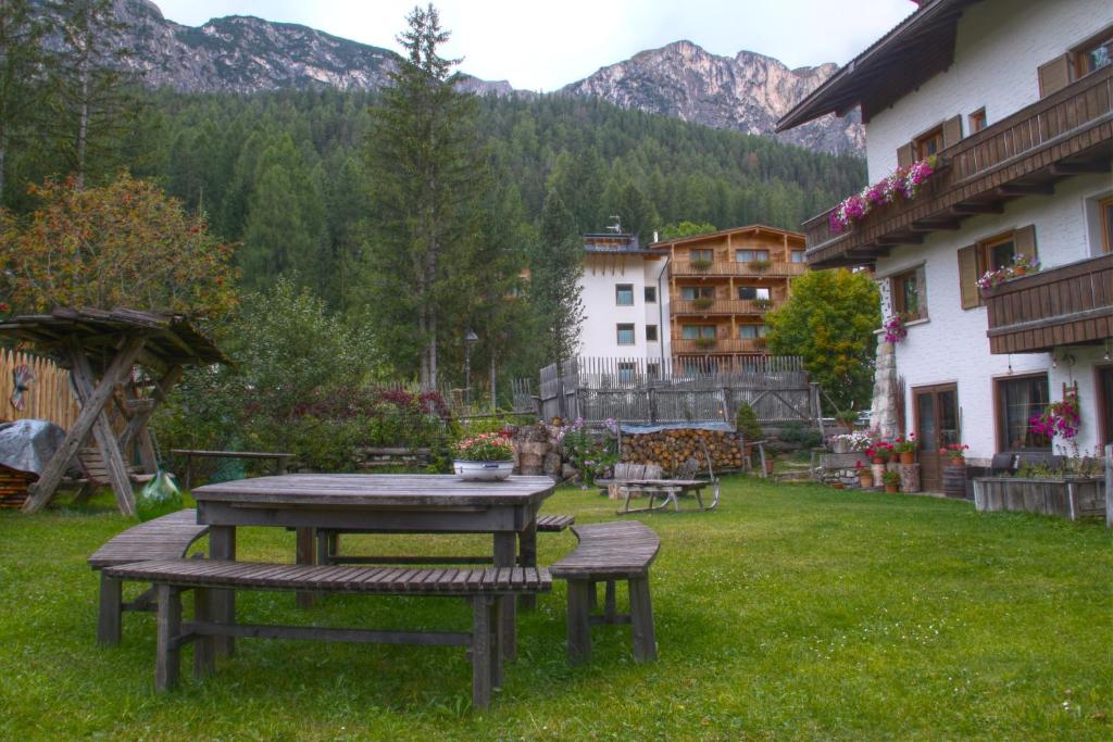 Nespecifikovaný výhled na hory nebo výhled na hory při pohledu z bed and breakfast