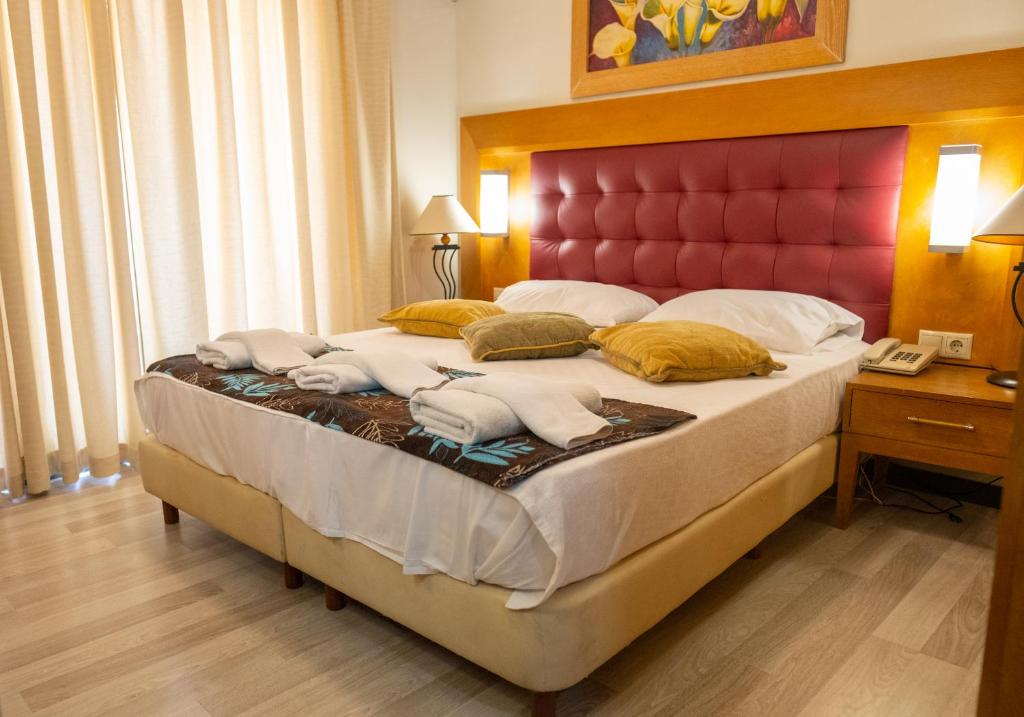 Postel nebo postele na pokoji v ubytování Scylax Hotels Mahmutlar