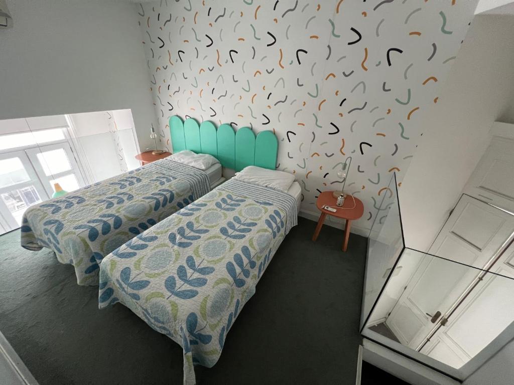 Viajero Montevideo Hostel - Çift Kişilik Dört Kişilik Oda